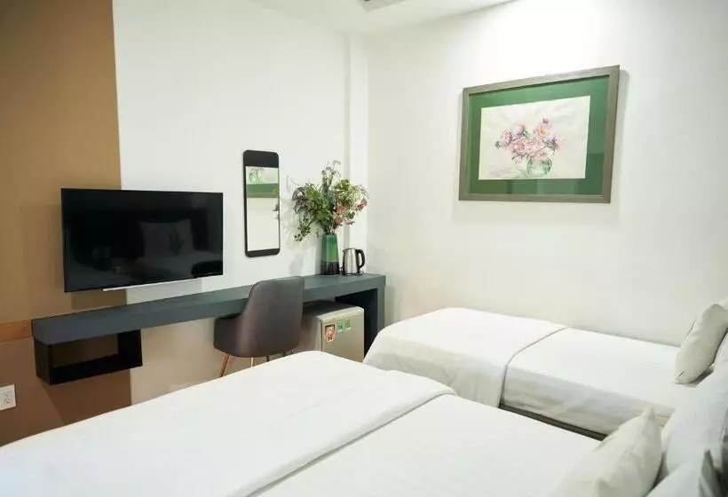 Trang An Hotel   5 Minutes Landmark 81