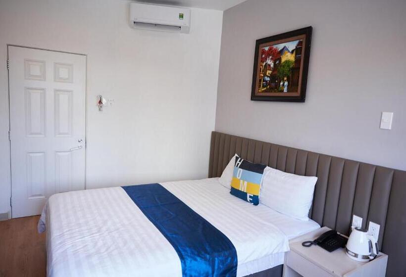 Trang An Hotel   5 Minutes Landmark 81