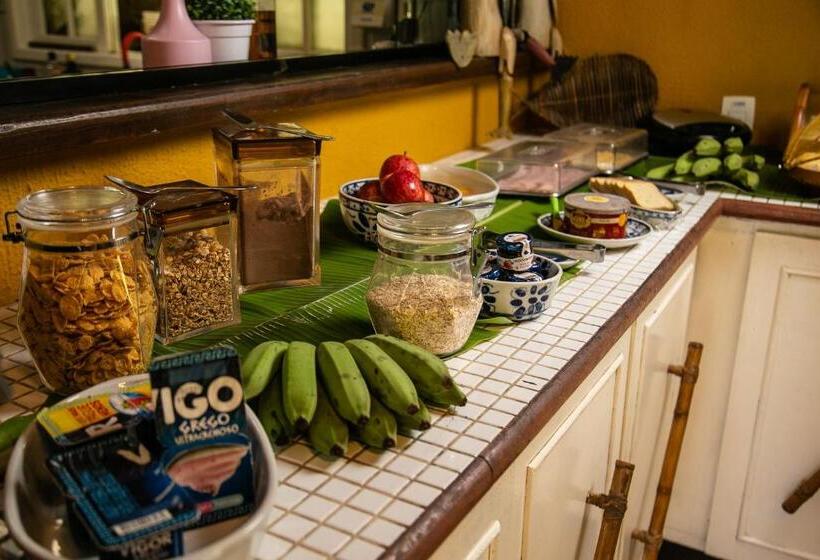 پانسیون Pousada Vitorino