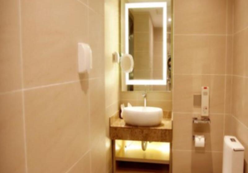 Otel Lavande Fuxin San Yi Ba Park Branch