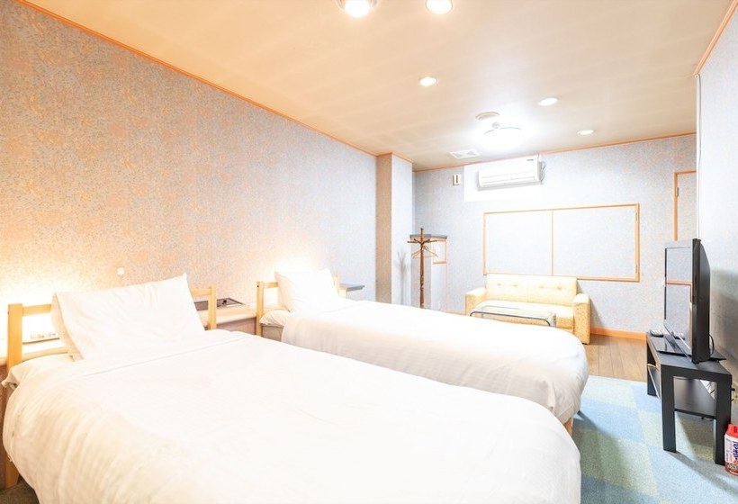 ホテル Oyo  Tatsuyoshi Osaka Sennan