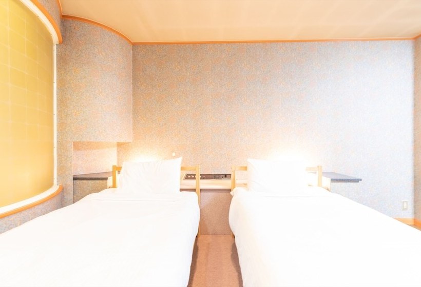 ホテル Oyo  Tatsuyoshi Osaka Sennan