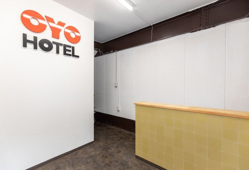 ホテル Oyo  Tatsuyoshi Osaka Sennan