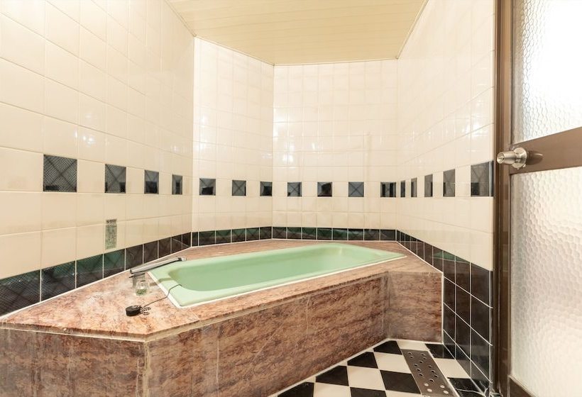 ホテル Oyo  Tatsuyoshi Osaka Sennan