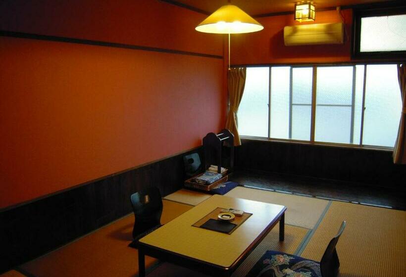 هتل Ryokan Marue Honkan