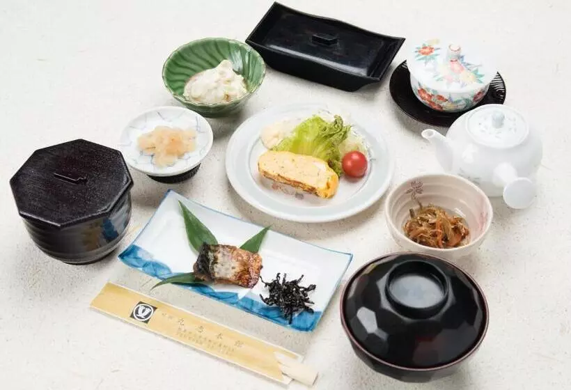 ホテル Ryokan Marue Honkan