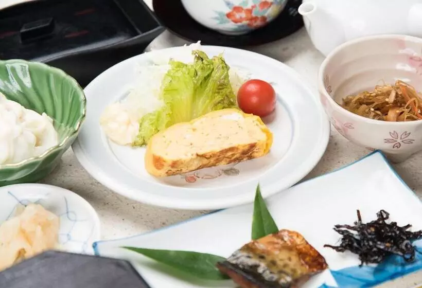 ホテル Ryokan Marue Honkan