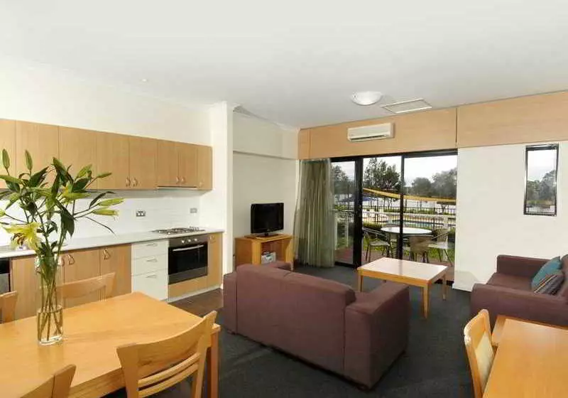 Assured Ascot Quays Apartment Hotel