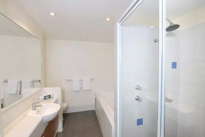 Assured Ascot Quays Apartment Hotel