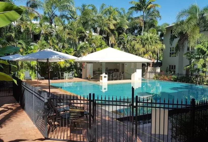 Cayman Villas Port Douglas