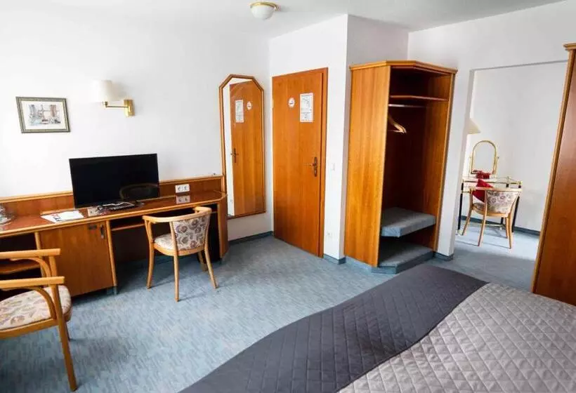 Garni Hotel Maselheimer Hof