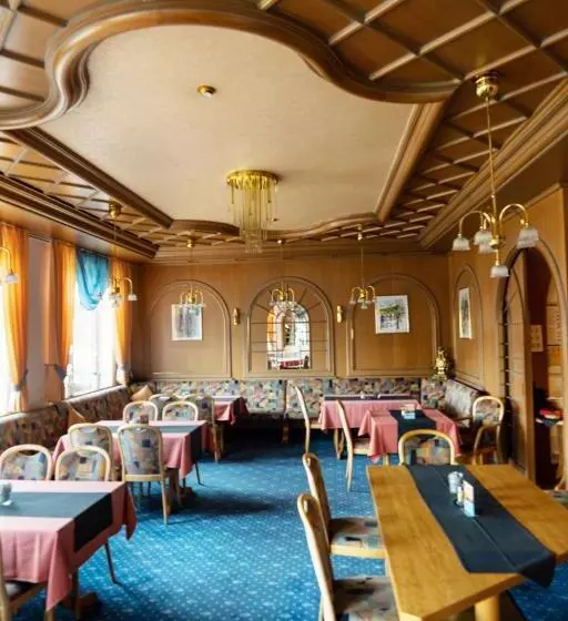 Garni Hotel Maselheimer Hof