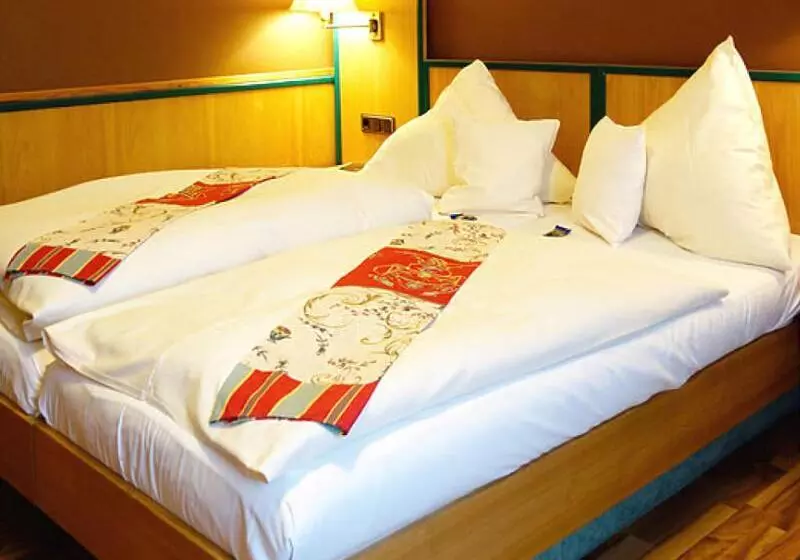 ホテル Bebra S Hessischer Hof