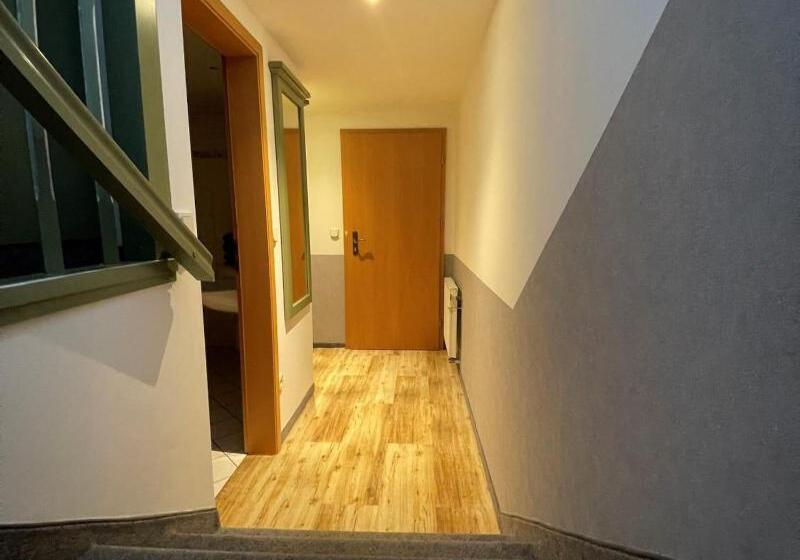 Отель Bebra S Hessischer Hof