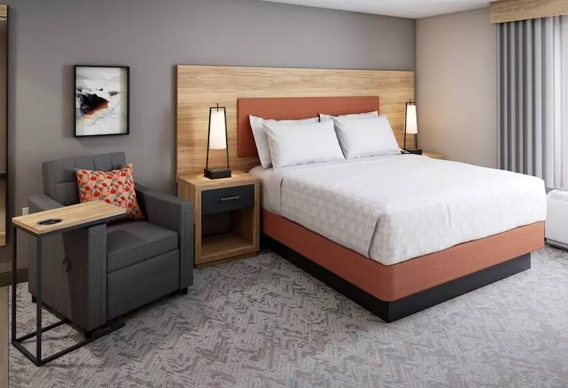 فندق Candlewood Suites Stafford