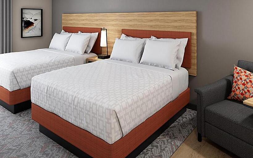 هتل Candlewood Suites Stafford