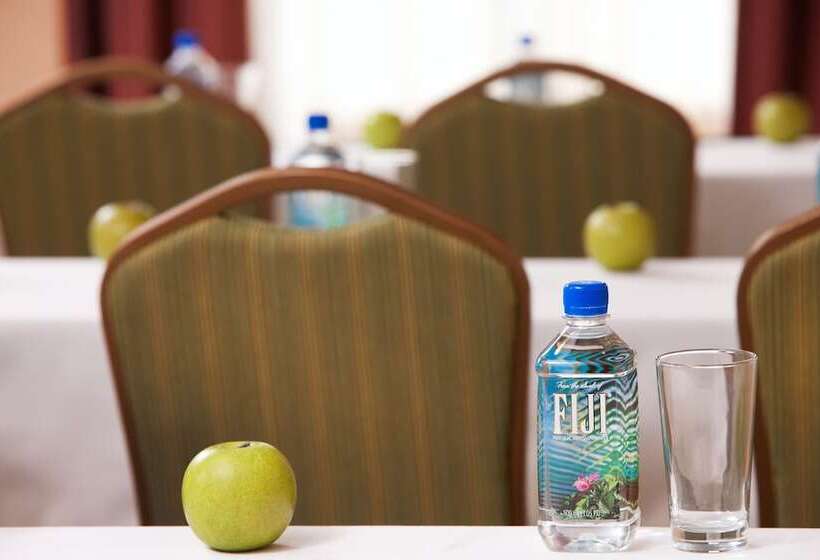 בית מלון כפרי Country Inn & Suites By Radisson, Milwaukee West Brookfield , Wi