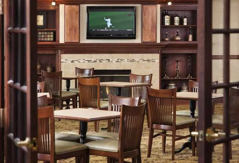 Отель Country Inn & Suites By Radisson, Milwaukee West Brookfield , Wi