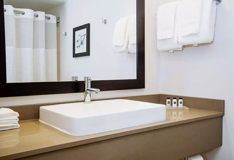 Отель Country Inn & Suites By Radisson, Milwaukee West Brookfield , Wi