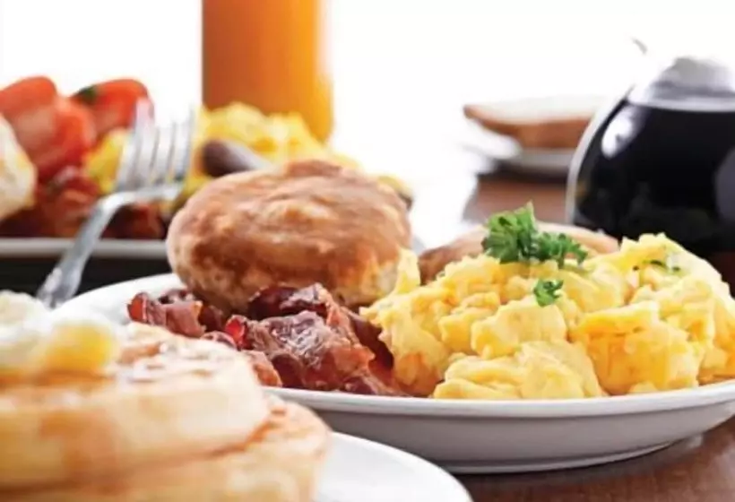 Crystal Inn Hotel & Suites   Great Falls