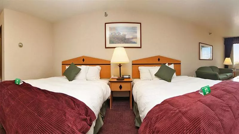 Crystal Inn Hotel & Suites   Great Falls