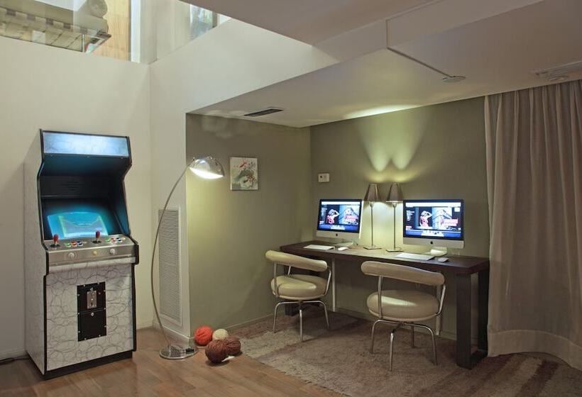 ホテル Esplendor By Wyndham Buenos Aires