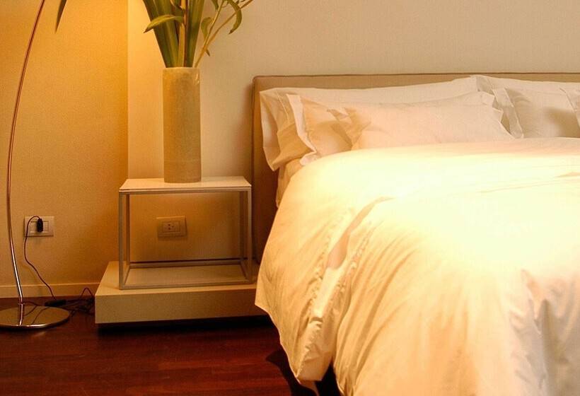 ホテル Esplendor By Wyndham Buenos Aires