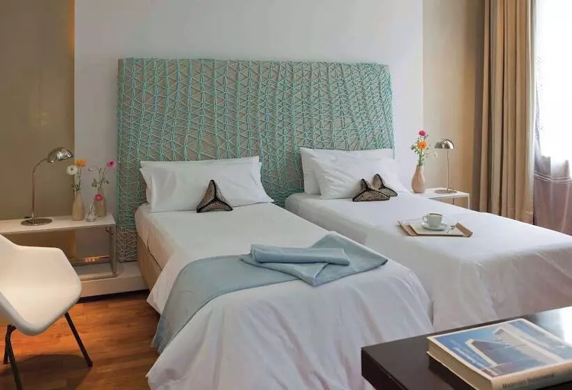 ホテル Esplendor By Wyndham Buenos Aires