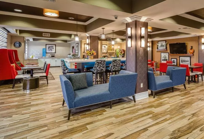 فندق Hampton Inn San Francisco Airport