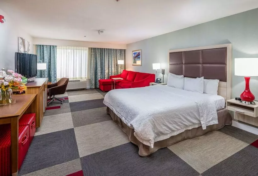 فندق Hampton Inn San Francisco Airport