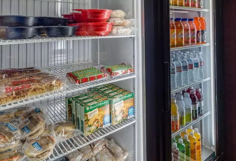 فندق Hampton Inn San Francisco Airport