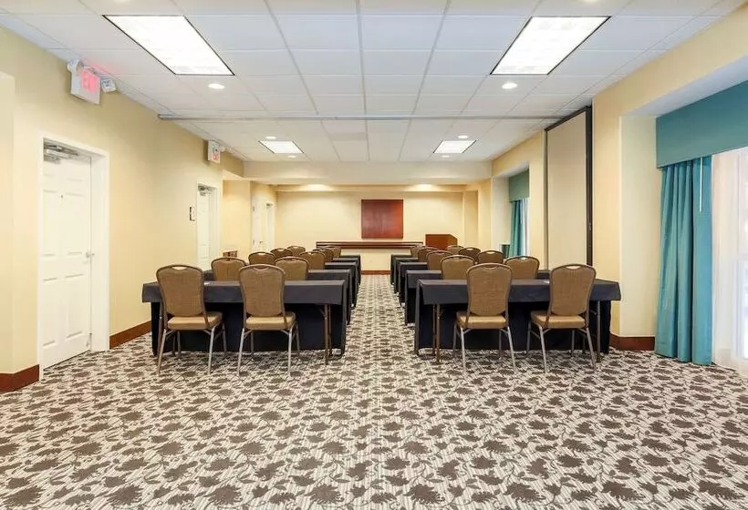 호텔 Homewood Suites By Hilton Nashvilleairport