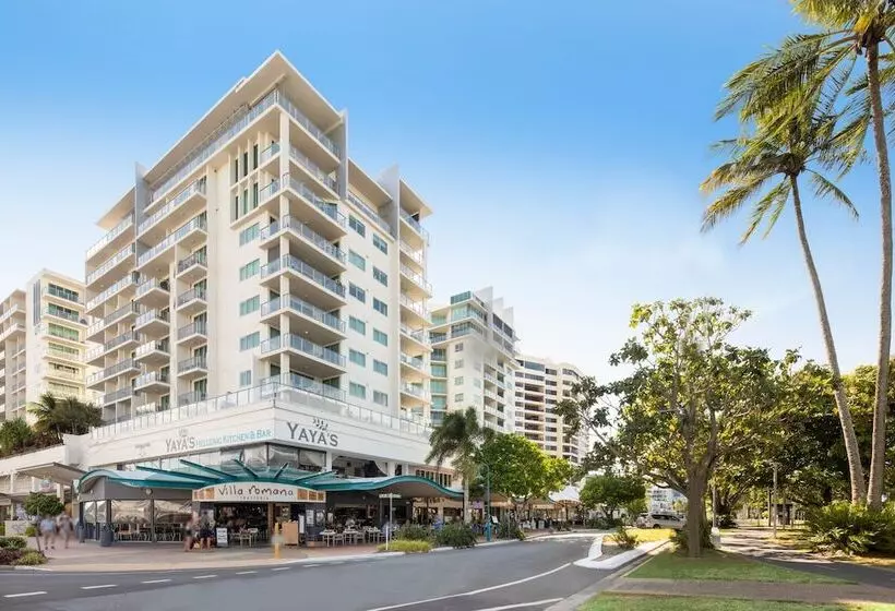 호텔 Mantra Trilogy