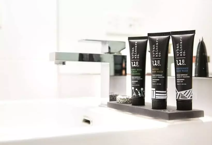 호텔 Mantra Trilogy