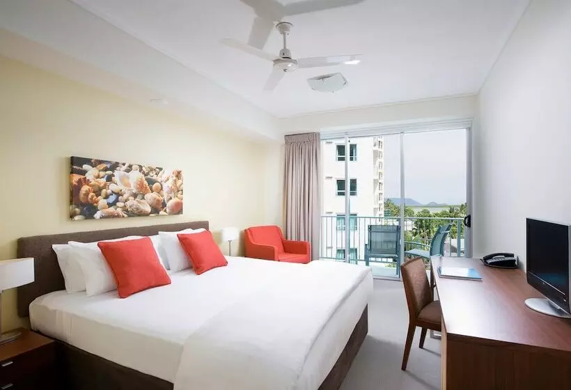 호텔 Mantra Trilogy