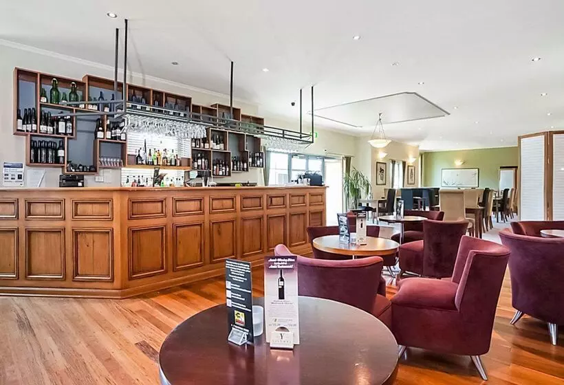 ホテル Quality Inn & Suites The Menzies