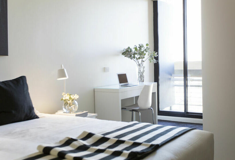 בית מלון כפרי Ultiqa Little Collins