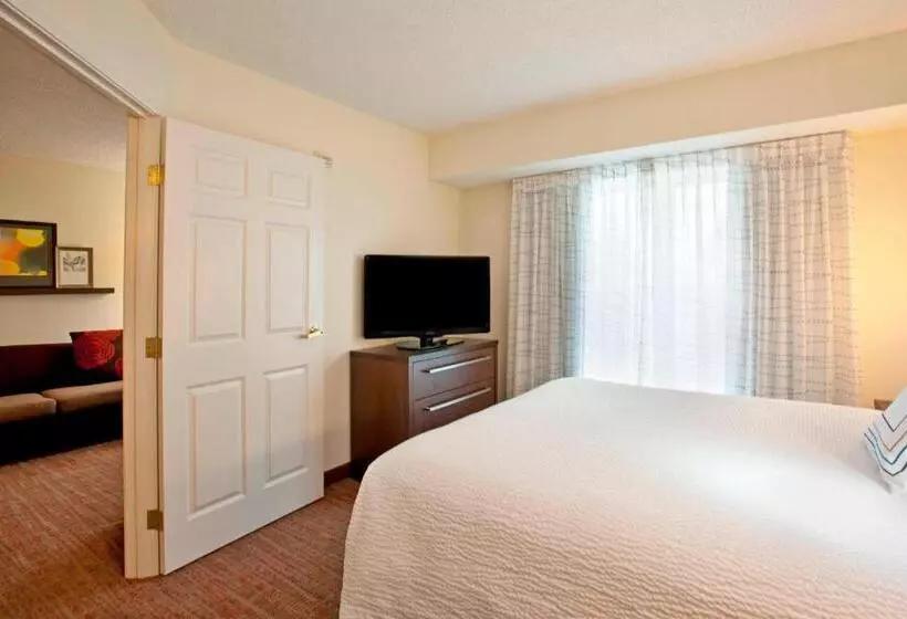 Отель Residence Inn Fort Wayne Southwest