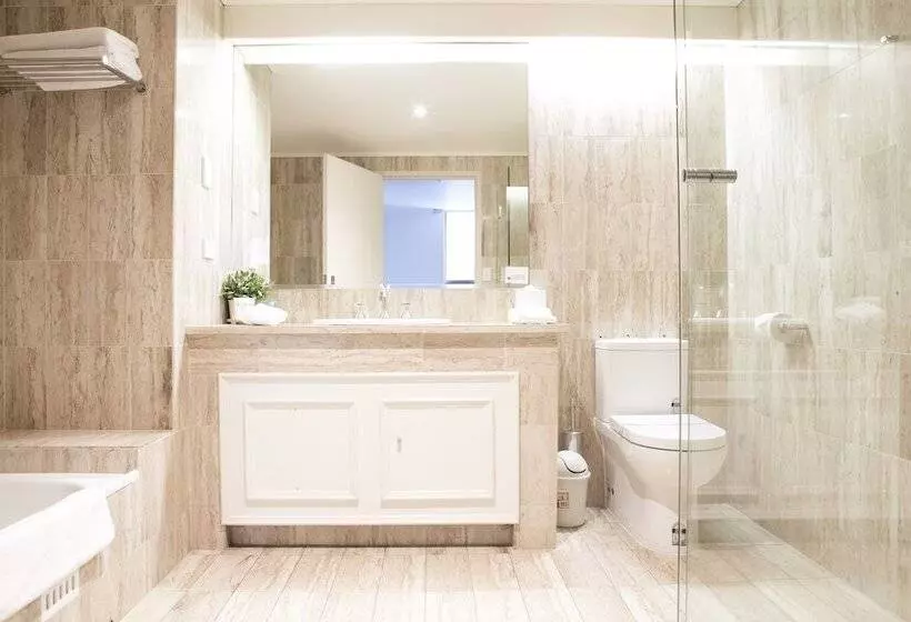 هتل Richmond On Rundle Mall