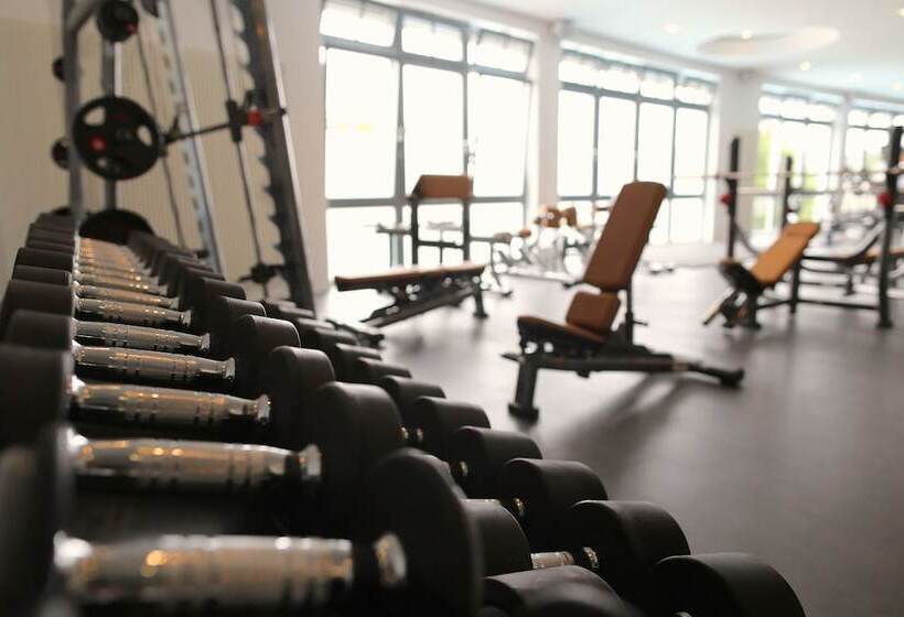 Otel Schloss Fleesensee