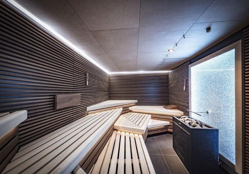 Otel Schloss Fleesensee