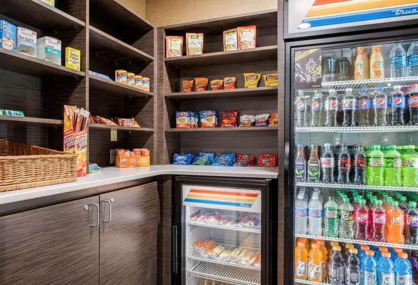 Отель Sleep Inn & Suites