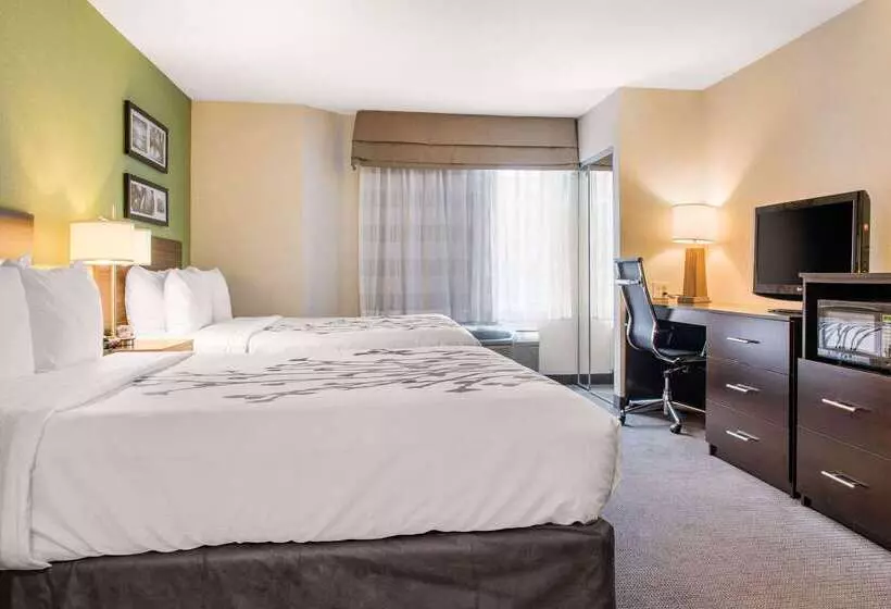 Отель Sleep Inn & Suites