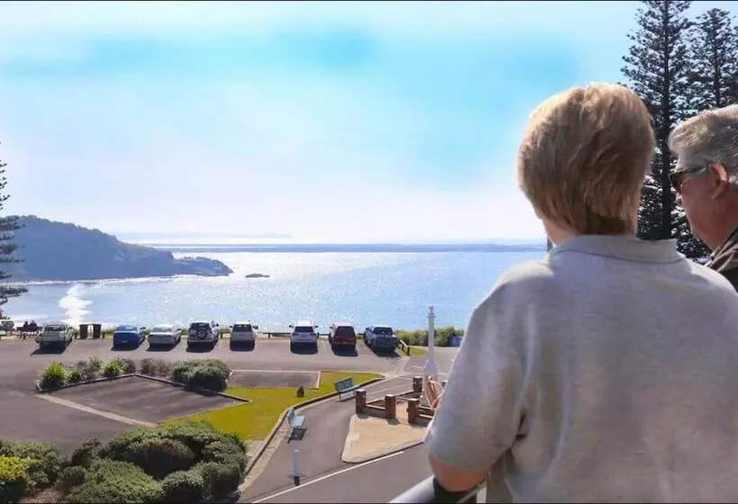 ホテル The Cove Yamba