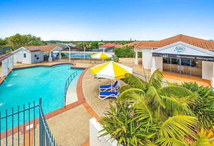 ホテル The Cove Yamba