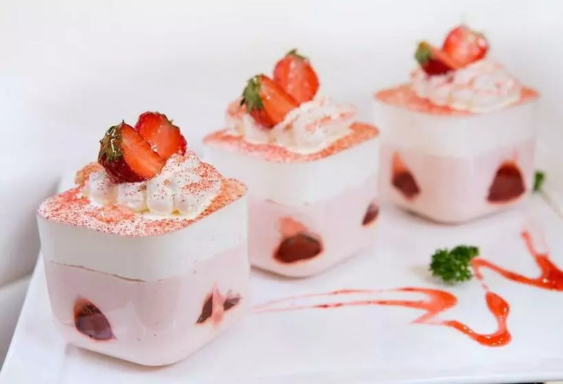 World Traders Hotel Chongqing