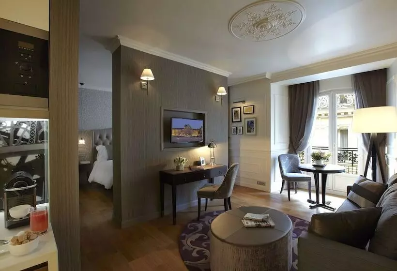 La Clef Louvre Paris By The Crest Collection