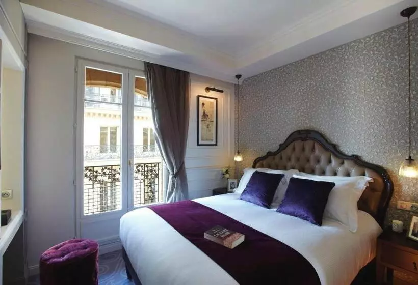 La Clef Louvre Paris By The Crest Collection