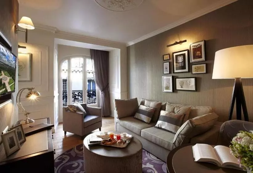 La Clef Louvre Paris By The Crest Collection