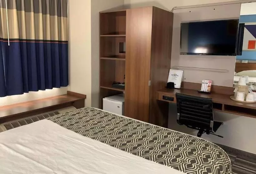 Microtel Inn & Suites By Wyndham Fond Du Lac